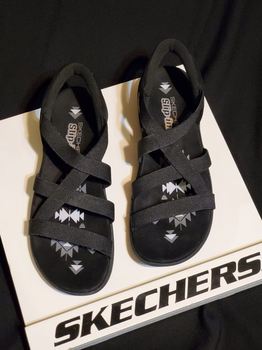 Womens sz 9 SKECHERS Reggae Slim Collection Slip-in Sandals